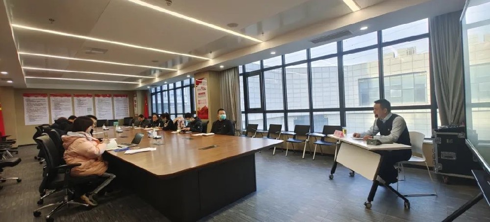 【黨建園地】鄭州控股公司黨委委員、副總經(jīng)理、工會主席李偉講授主題教育專題黨課